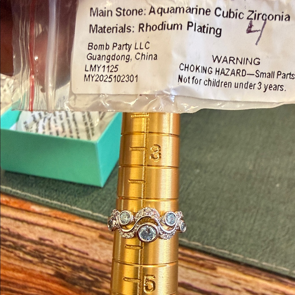 Bomb Party Silver Aquamarine Ring 8$